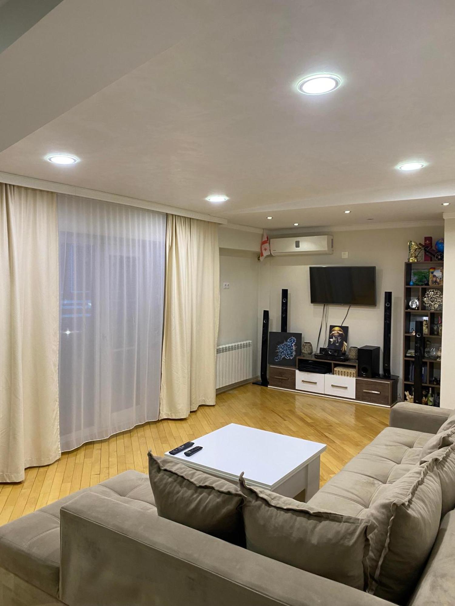 Big Flat In Batumi Exterior foto