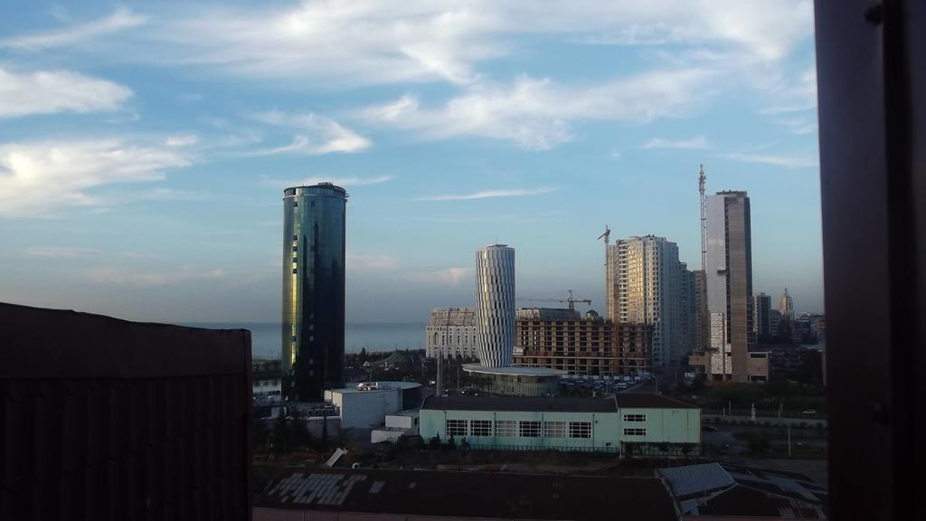 Big Flat In Batumi Exterior foto