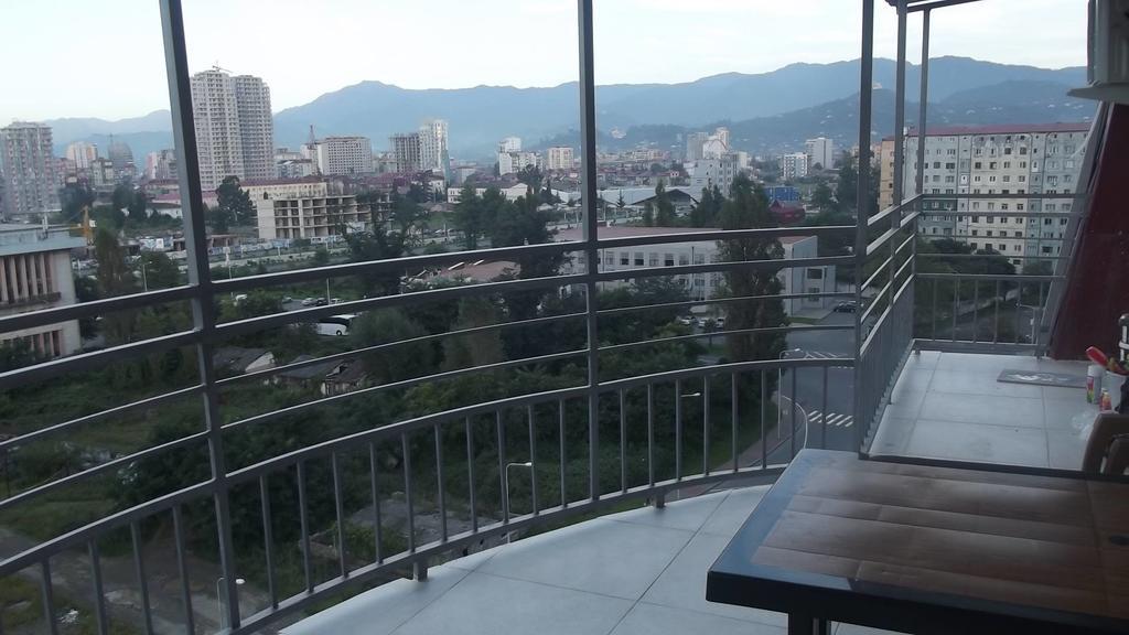 Big Flat In Batumi Exterior foto